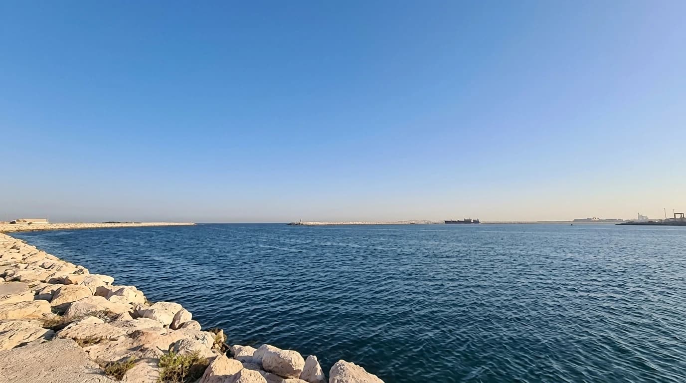 Oceanz by Danube at Dubai Maritime City
