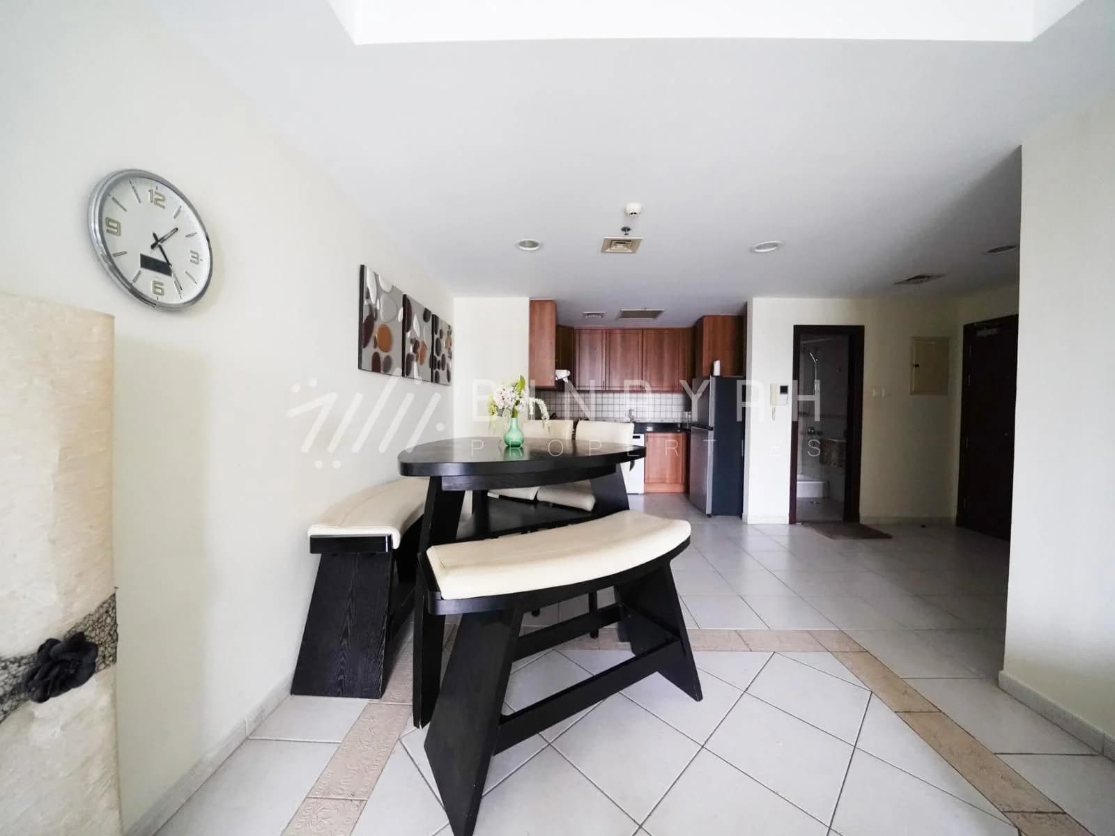 Fully Furnished Full Sea View Vacant