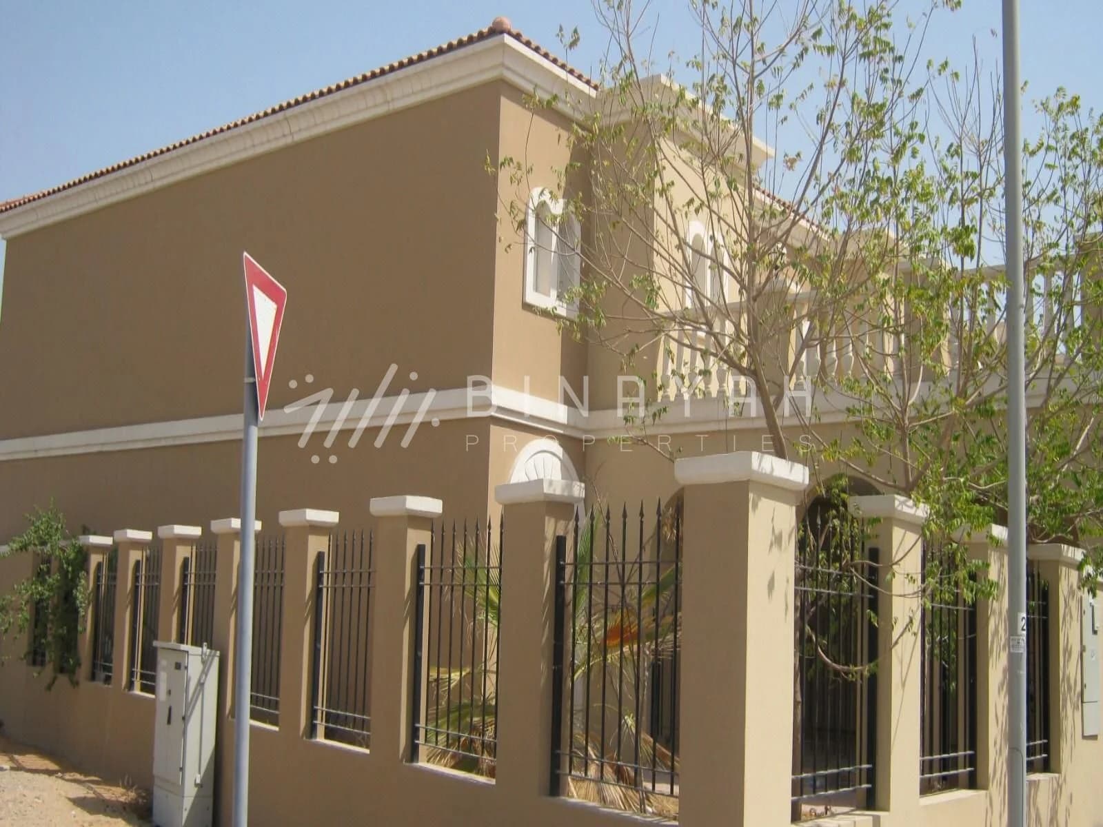 Luxury Villa Spacious Prime Jvc Location