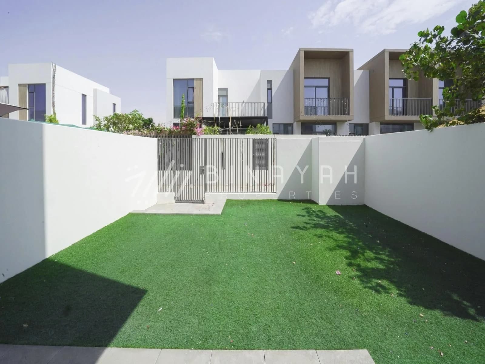 Close To Amenities Sikka Facing Family Living