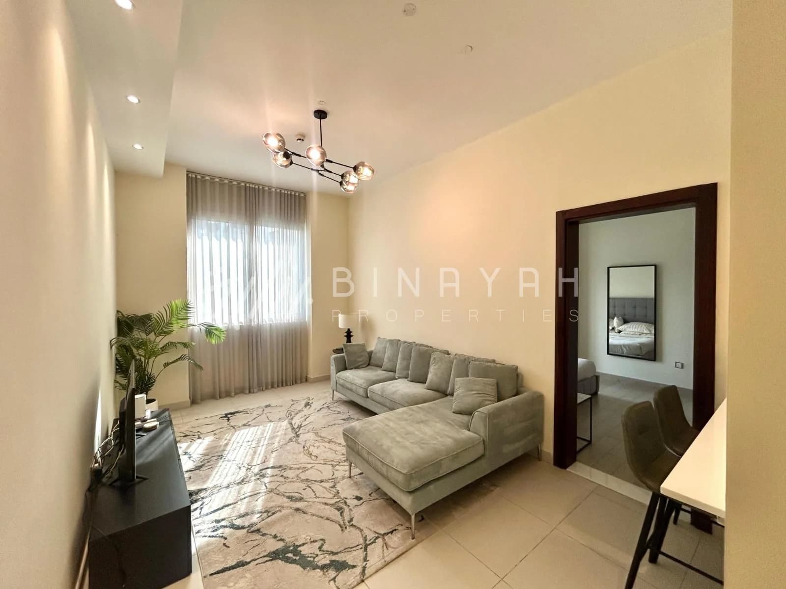 Spacious 1br Cozy Furnishing Ready To Move