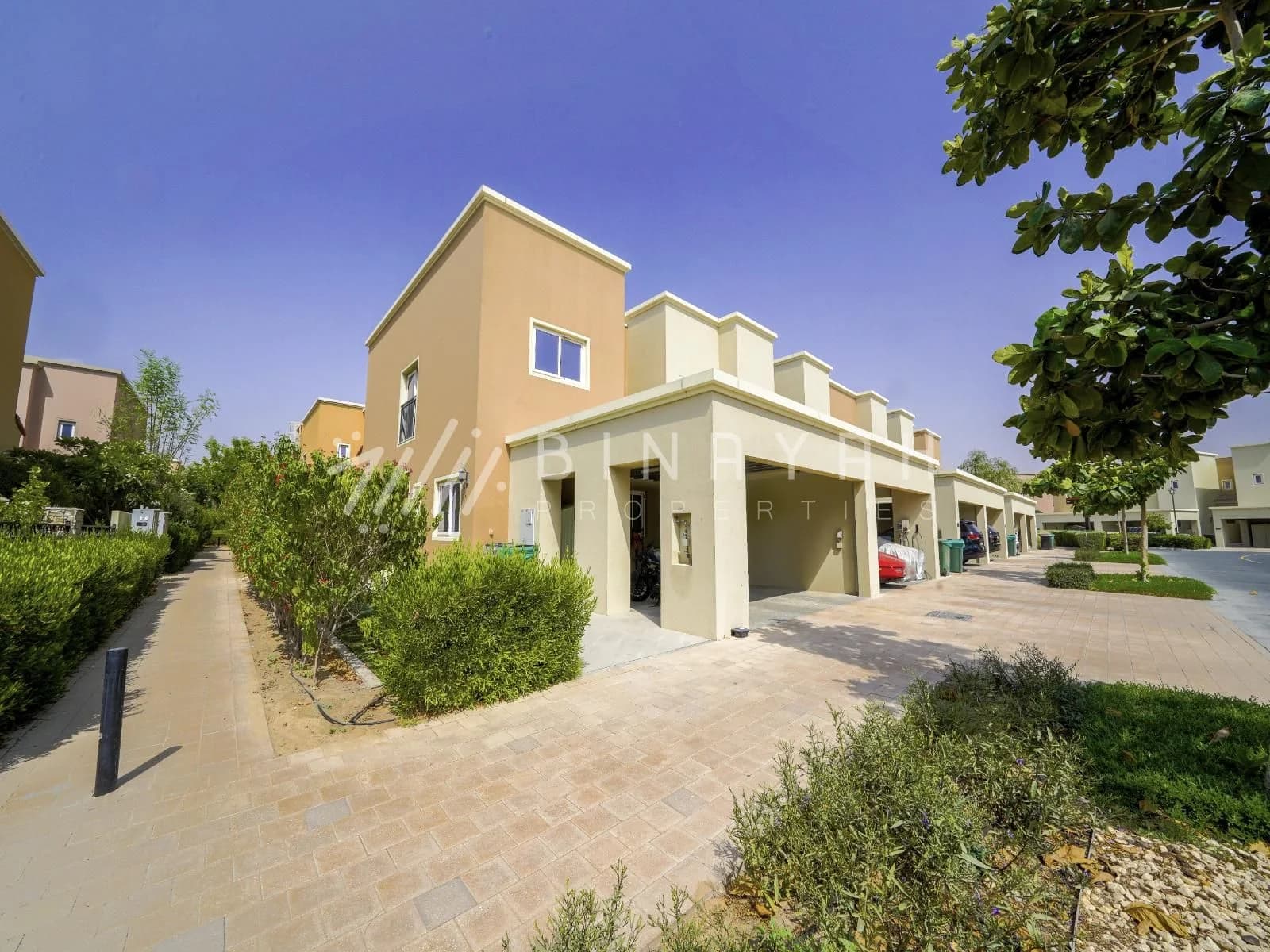 Unfurnished Middle Corner Close To Park
