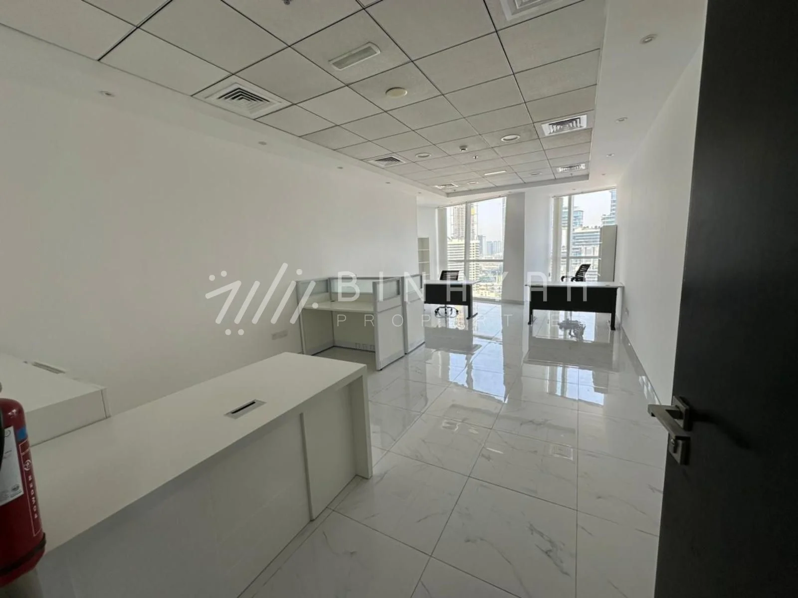 Fully Furnished Canal Views Upgraded