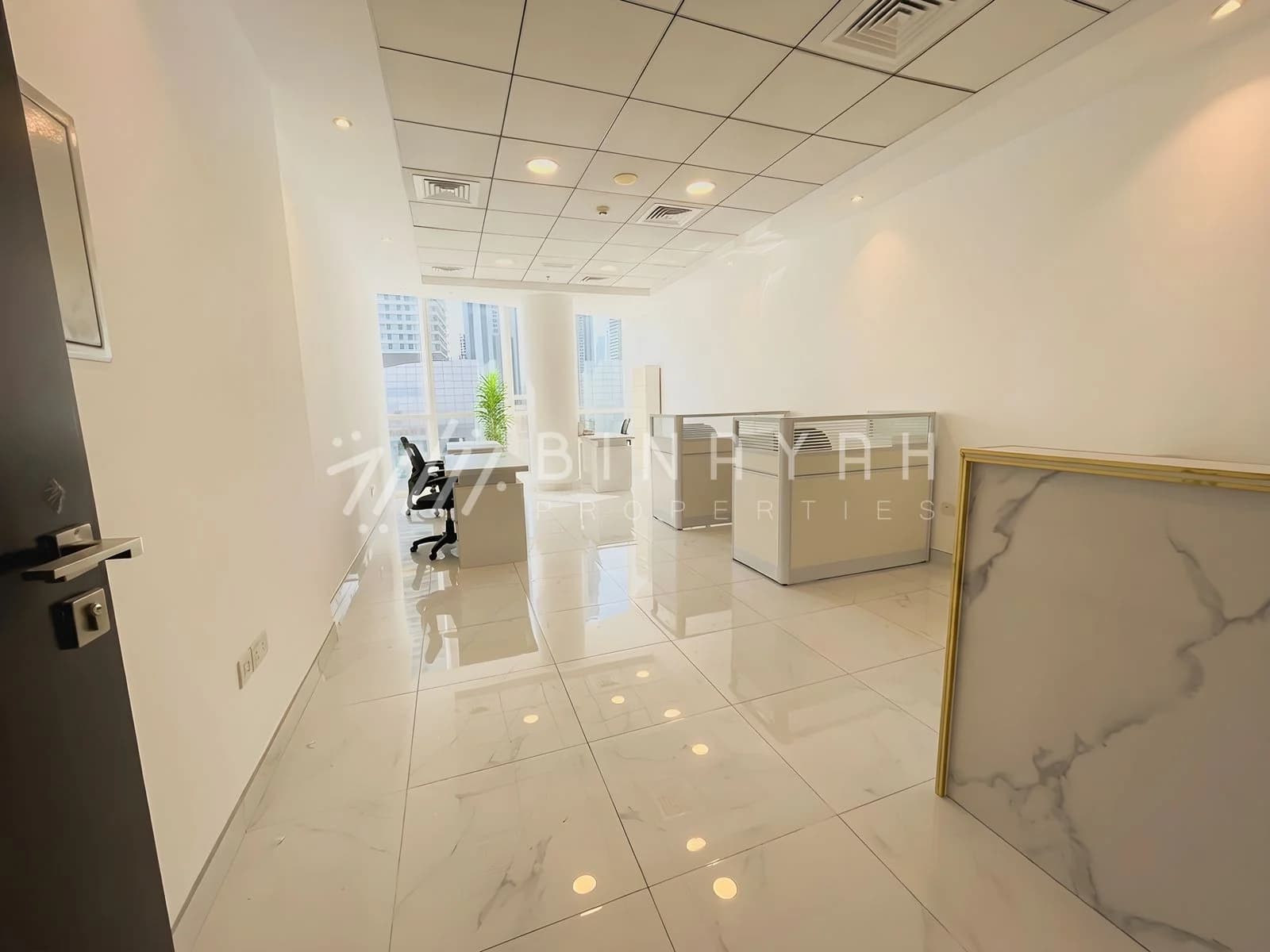 Vacant Upgraded Perfect For Small Business