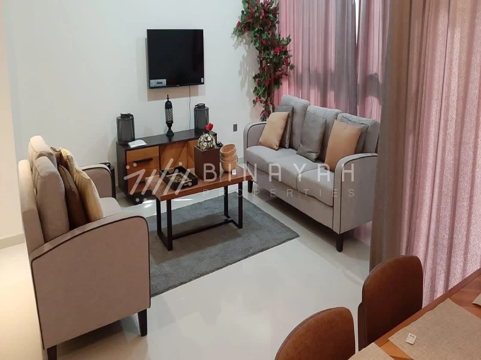 Vacant Fully Furnished Community View