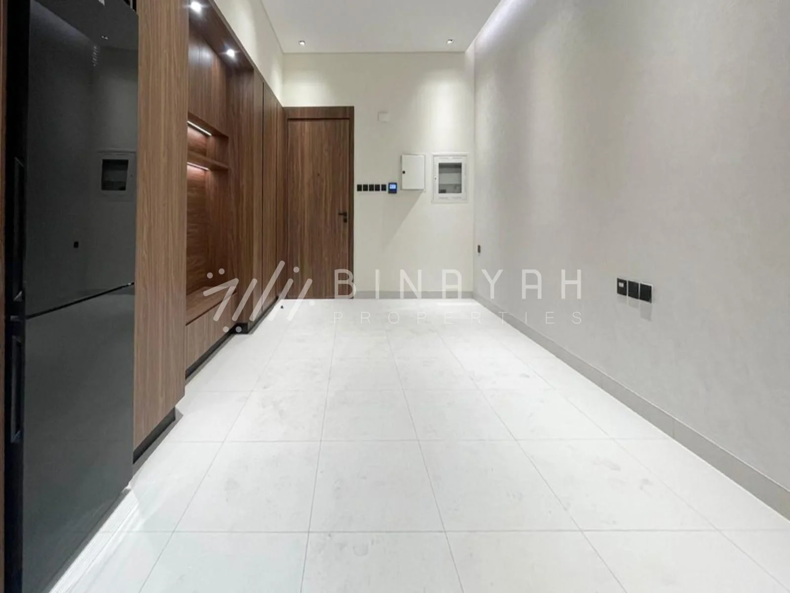 Brand New Studio Community Living Vacant