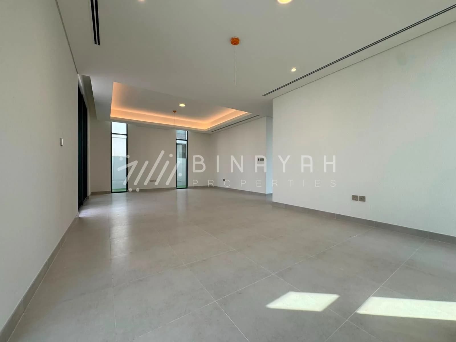 Brand New Close To Park Community View