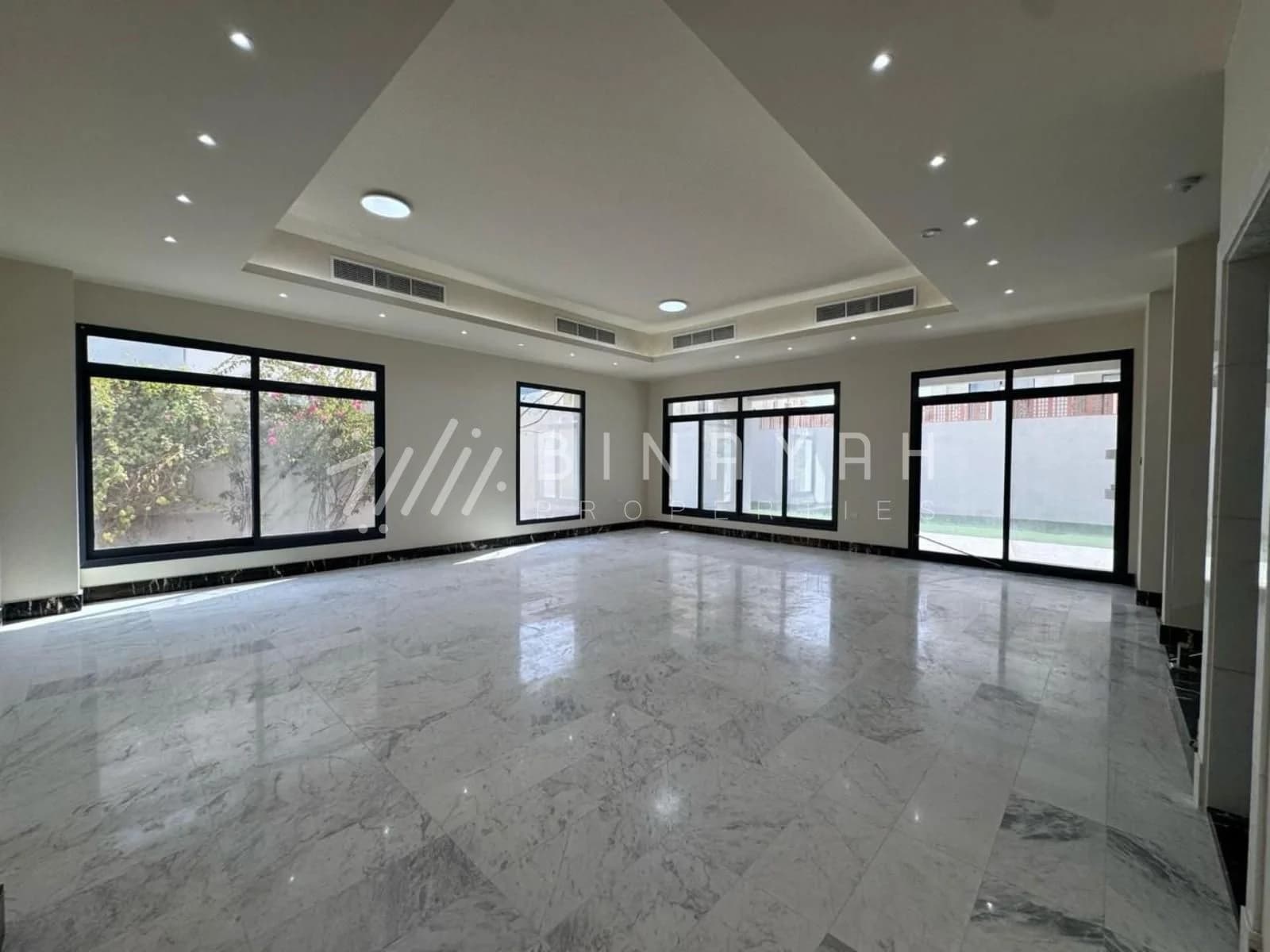 Luxurious 5 Bed Stand Alone Modern