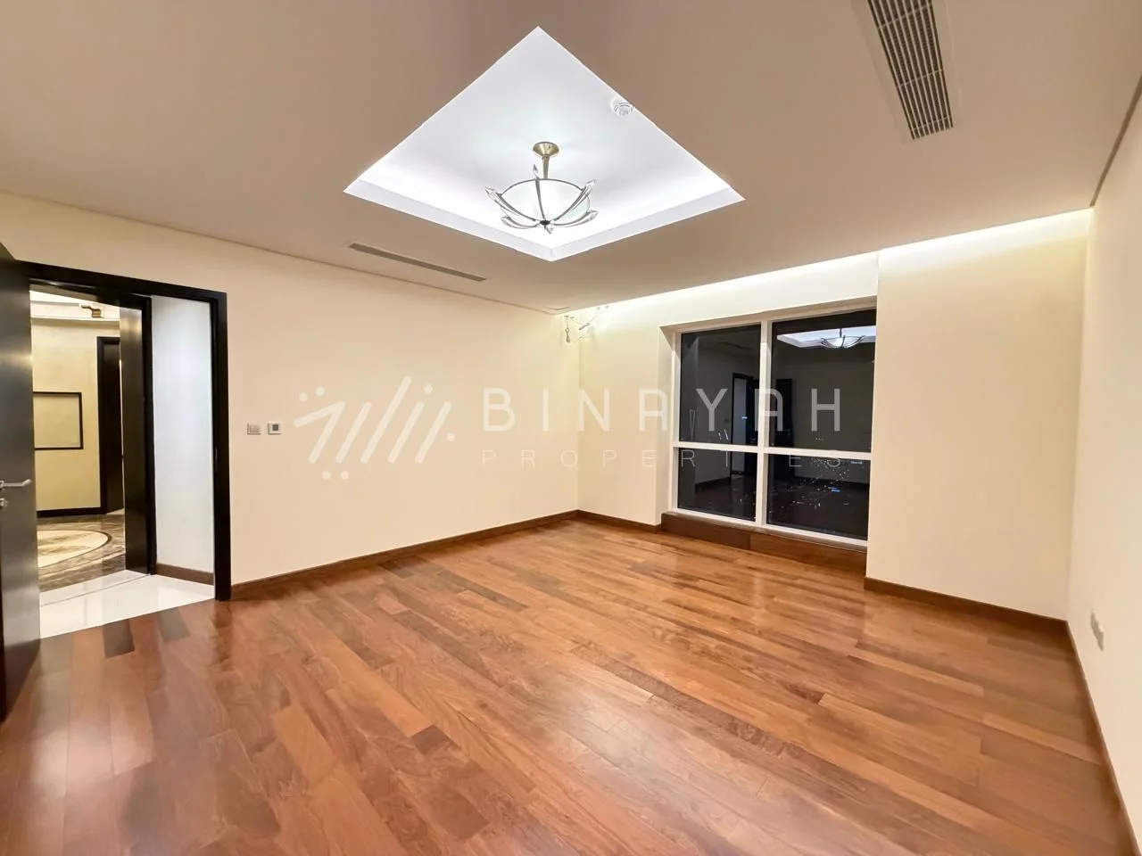 3 Bedroom Marina 101