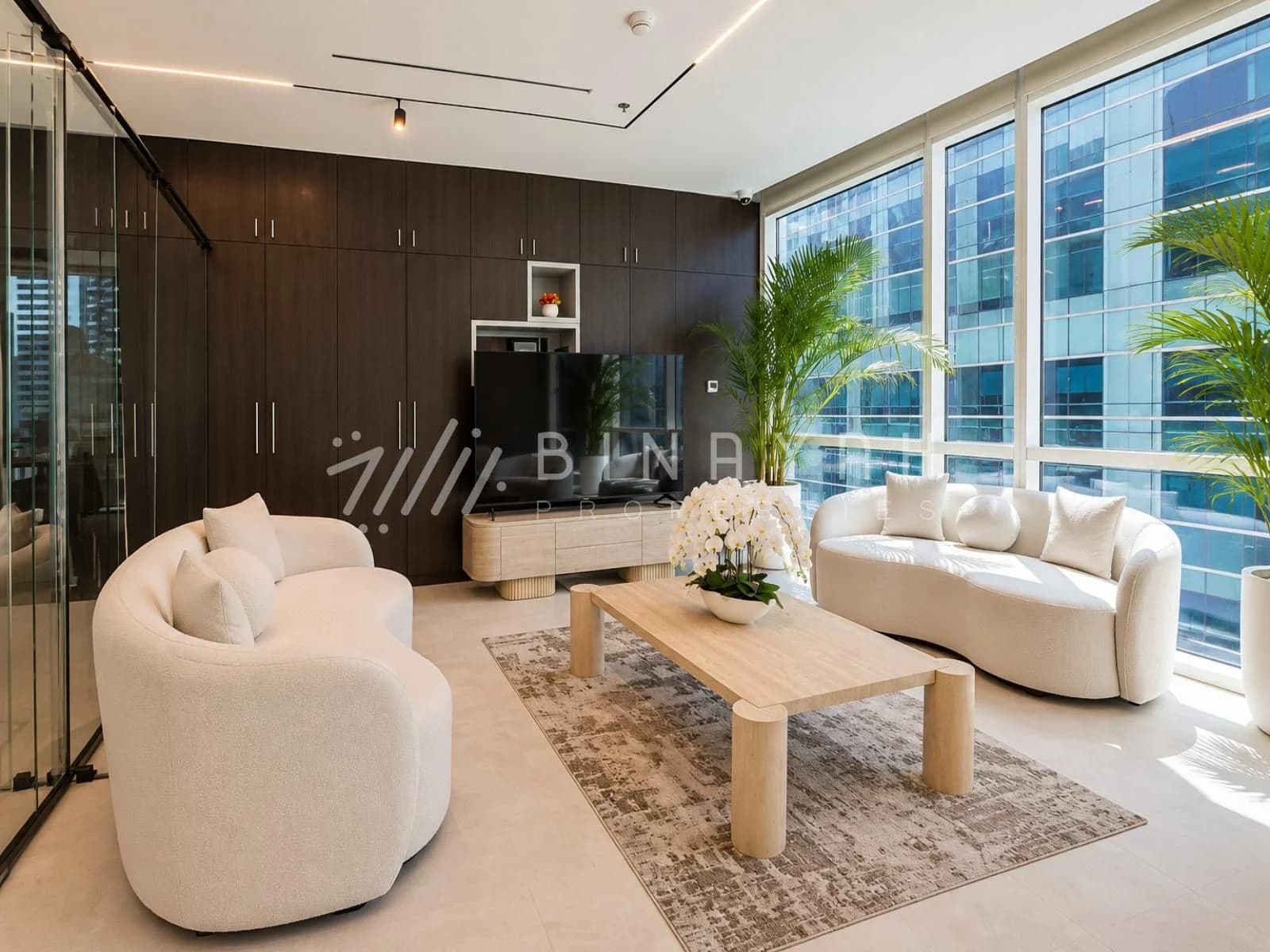 Studio Bay Square Building 2