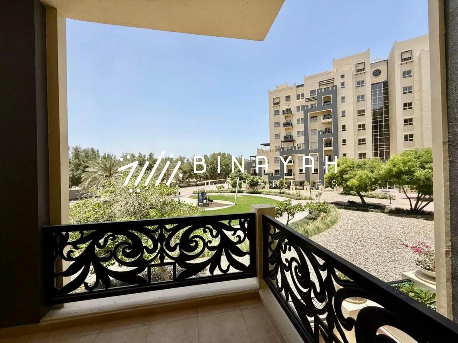 Huge terrace · Pocket park · Family community