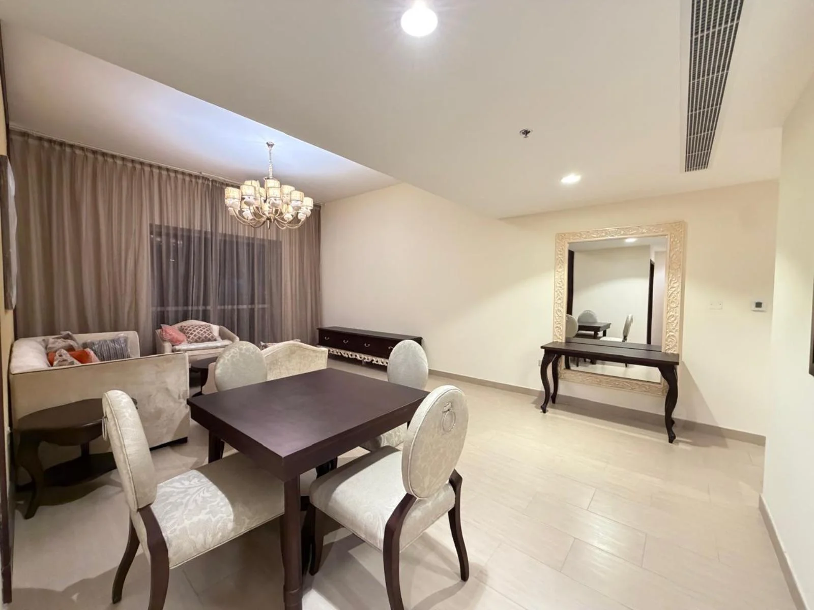 Exclusive High Floor Furnished