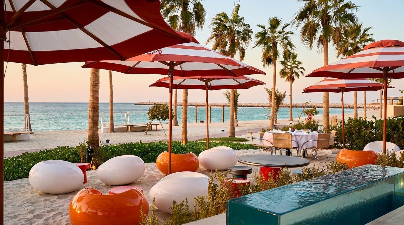 Which beachfront breakfasts in Dubai are best for sea views like Bungalo34?