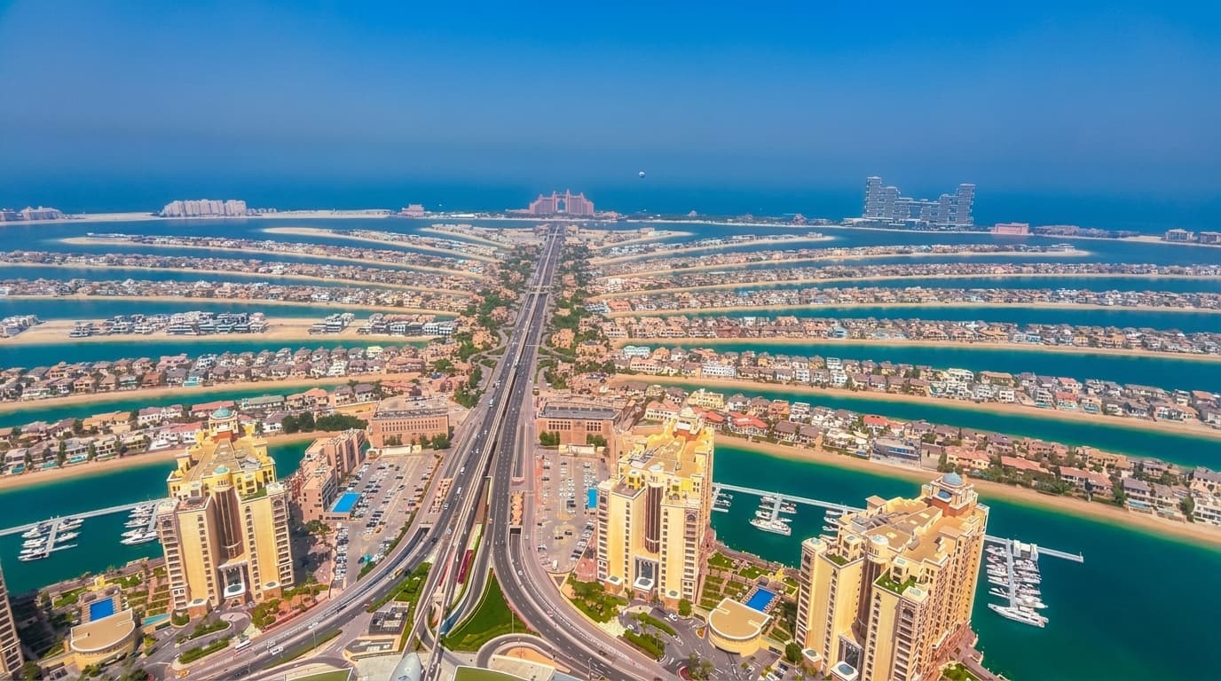 Where were top-end deals concentrated this quarter in Dubai?