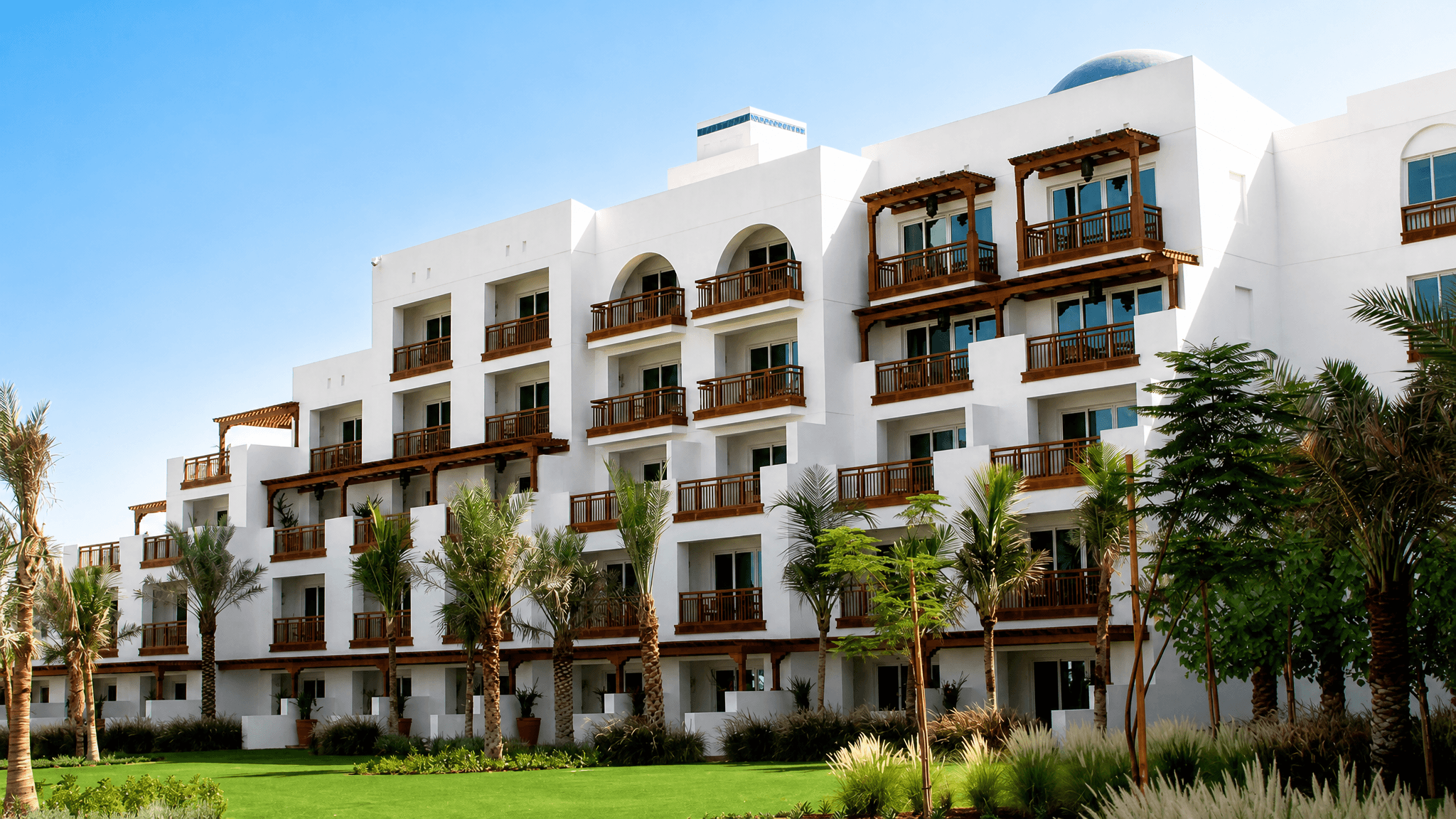 Why is Park Hyatt Dubai closing for renovations in May?