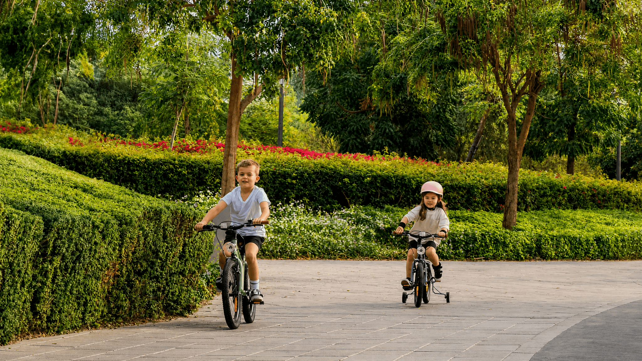How can locals and fitness riders use the Hessa Street route?