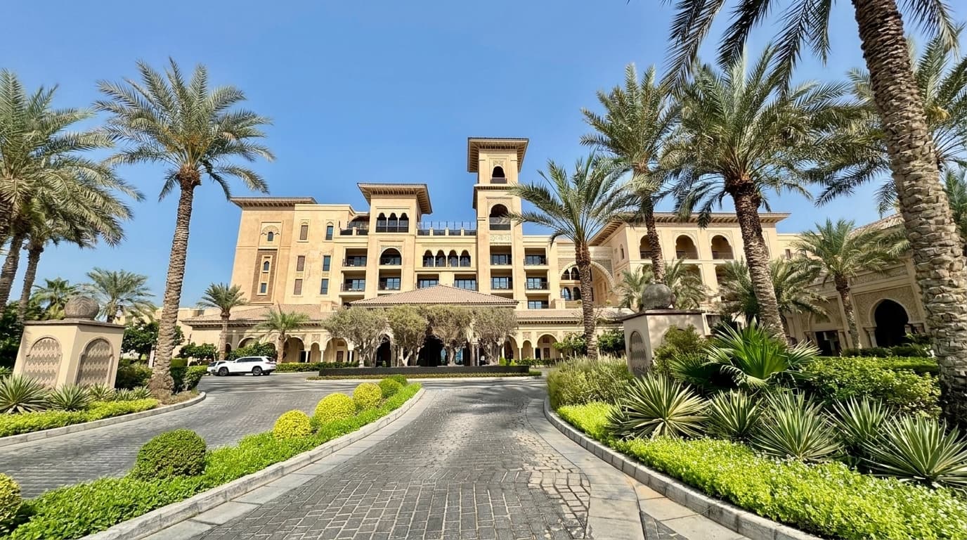 Khi đến resort biển Dubai với day pass, tôi nên mong đợi gì?