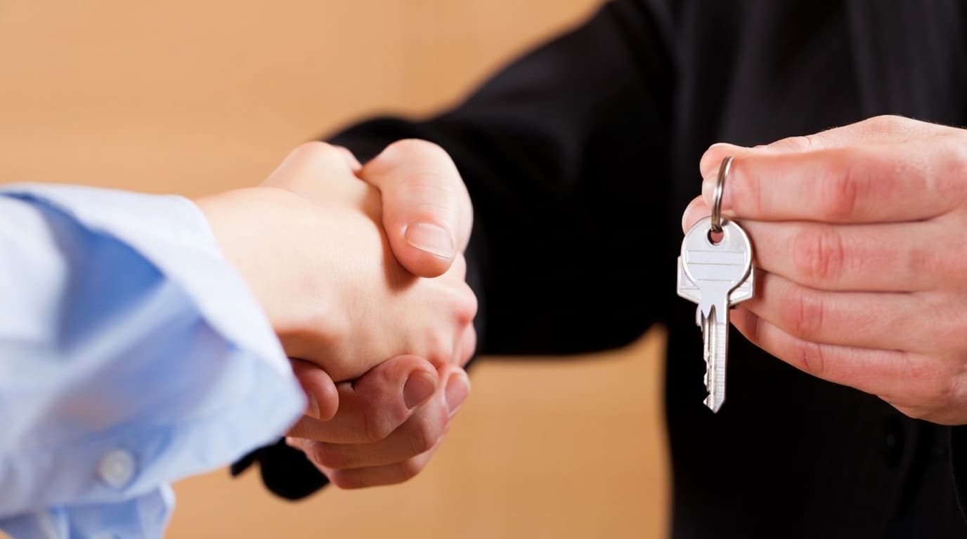 Market snapshot: why did retail sales spike while leasing cooled?
